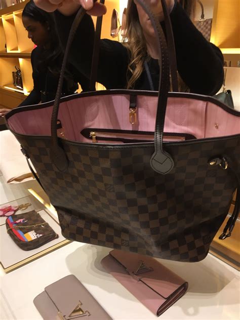 louis vuitton inside of bag|louis vuitton neverfull inside.